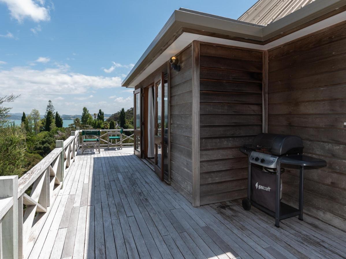 Te Maiki Escape - Russell Holiday Home 외부 사진